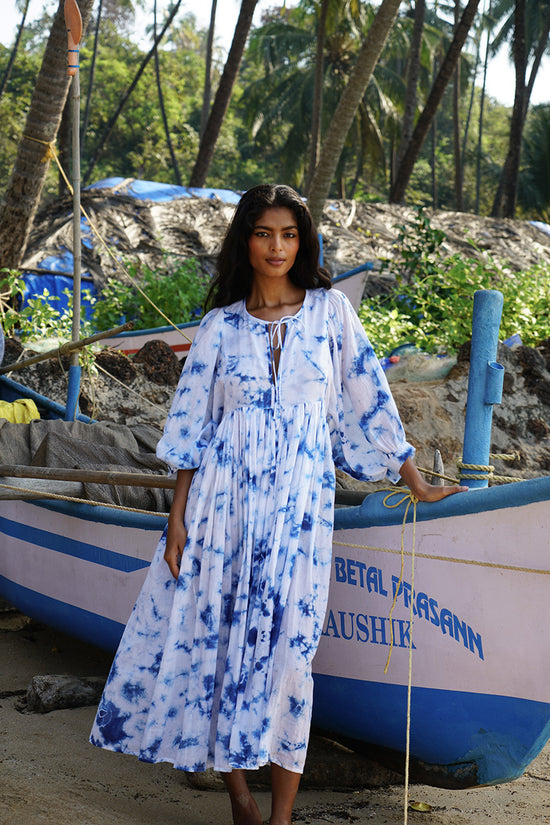 Kyra | Midi Dress | Deep Sea Floral - Boho Relaxed Fit Balloon-Sleeved Gauze Cotton