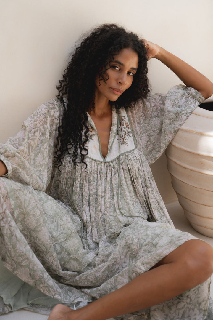 Diya Midi Dress ~ Pistachio