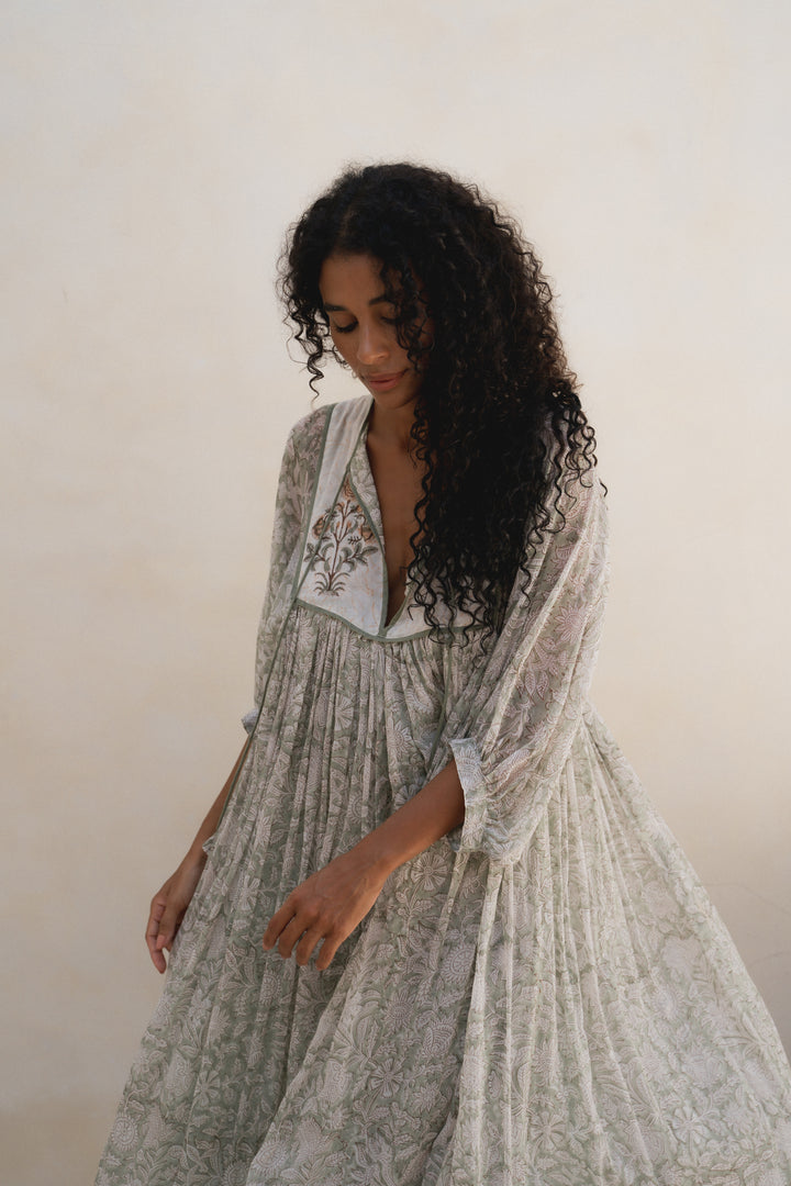 Diya Midi Dress ~ Pistachio